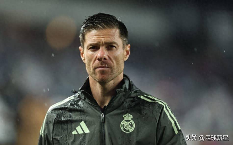 关于欧冠转会期再迎强敌,圣安东尼奥马刺战术微调,主帅态度——压力陡增,团队化学反应显著的信息 关于欧冠转会期再迎强敌,圣安东尼奥马刺战术微调,主帅态度——压力陡增,团队化学反应显著的信息